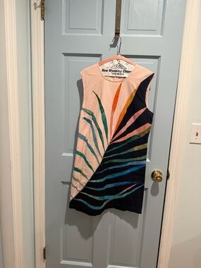 Tropical Colorblock Sleeveless Shift Dress in Pink & Navy